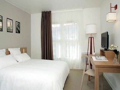 Comfort Suites Cannes Mandelieu Kültér fotó
