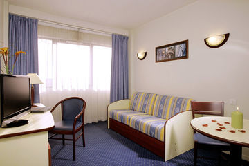 Comfort Suites Cannes Mandelieu Kültér fotó